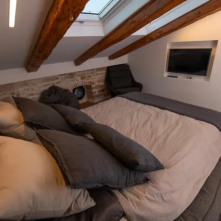 Apartamento Urban Viktor - Downtown Pula