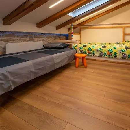 Urban Viktor - Downtown *